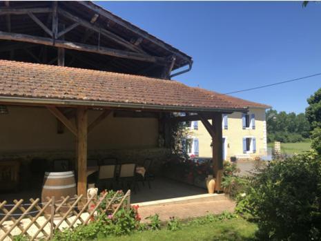 Bed and Breakfast Chez Nicole et Michel à Monlezun Extérieur photo